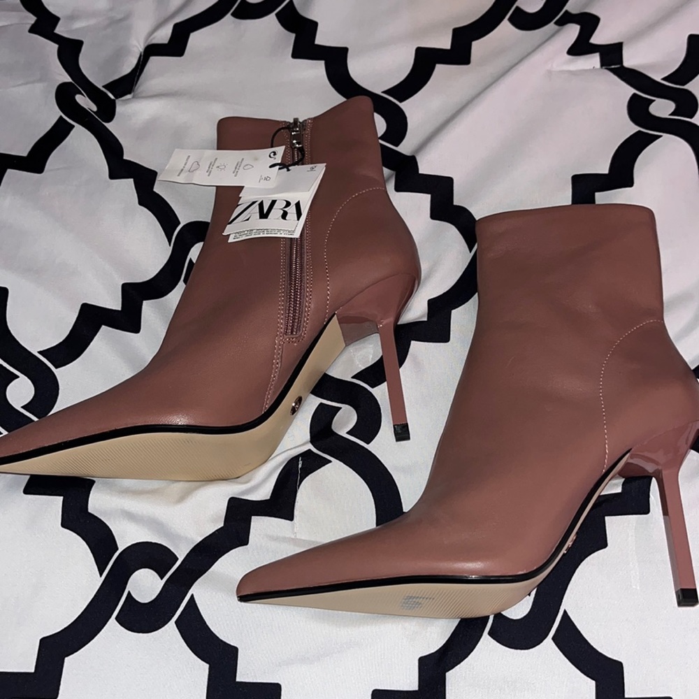 Zara Nude Pink Pointy Toe High Heel Boots